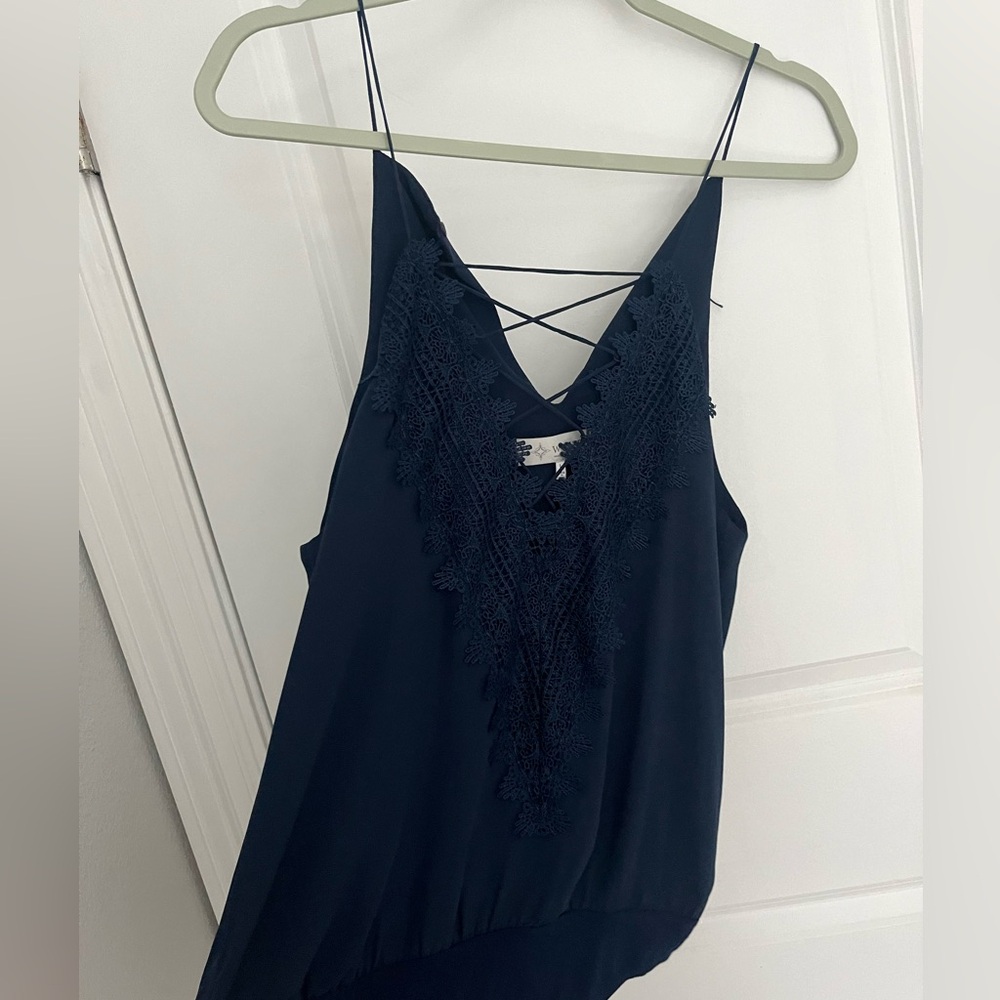 WAYF size large bodysuit
